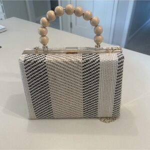 Elegant Beige and Black Handbag